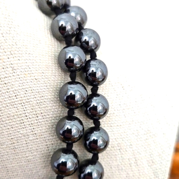 Hematite Hand Knotted Necklace - Picture 3 of 3